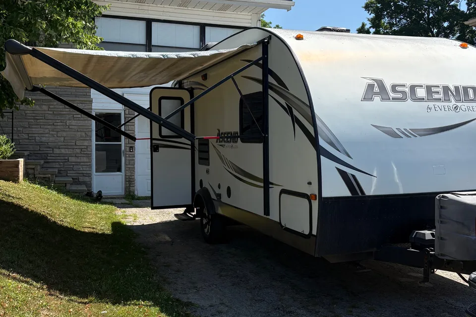 Jessica's Ascend Travel Trailer
