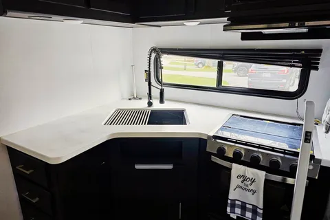 Clean Keystone 251BH Travel Trailer