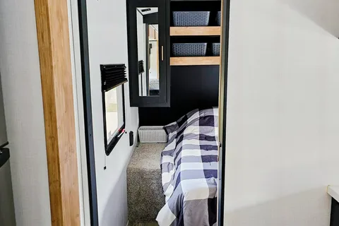 Clean Keystone 251BH Travel Trailer