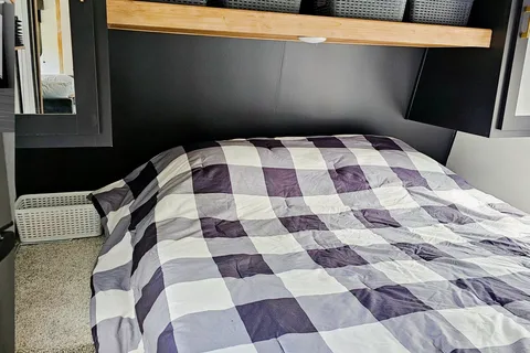 Clean Keystone 251BH Travel Trailer