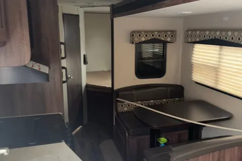 Evergreen IGO Pro 291BBS Travel Trailer