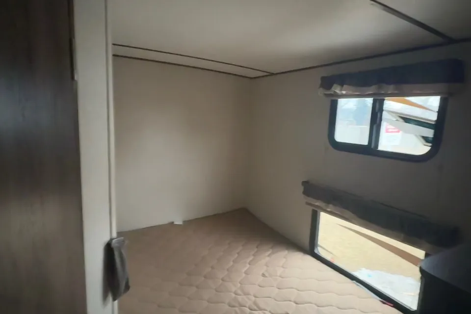 Evergreen IGO Pro 291BBS Travel Trailer