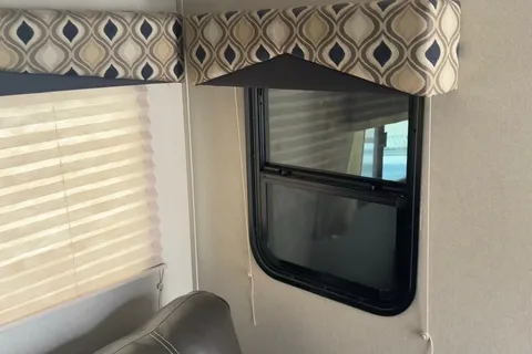 Evergreen IGO Pro 291BBS Travel Trailer