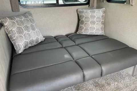 “Dahlilah” - Coachmen Catalina Legacy 303QBCK Travel Trailer