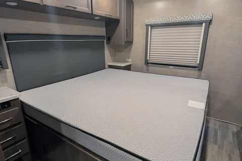 Val's Victory - 2023 Thor Motor Coach Freedom Traveler Class A