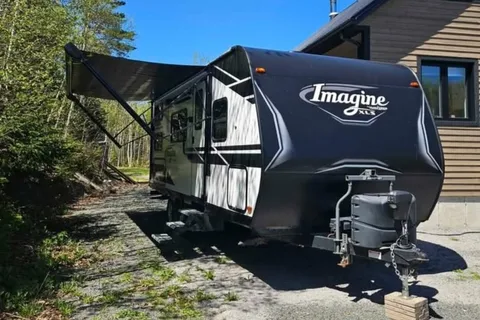 Charlotte la roulotte - Imagine 21BHE