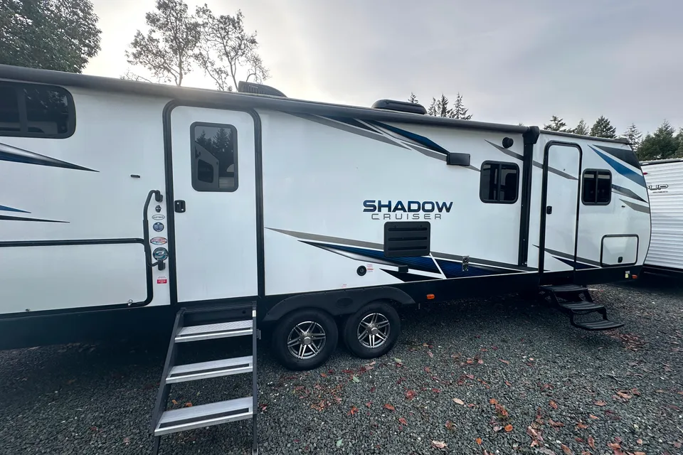 GM's Cruiser RV Shadow Cruiser 277BHS Travel Trailer