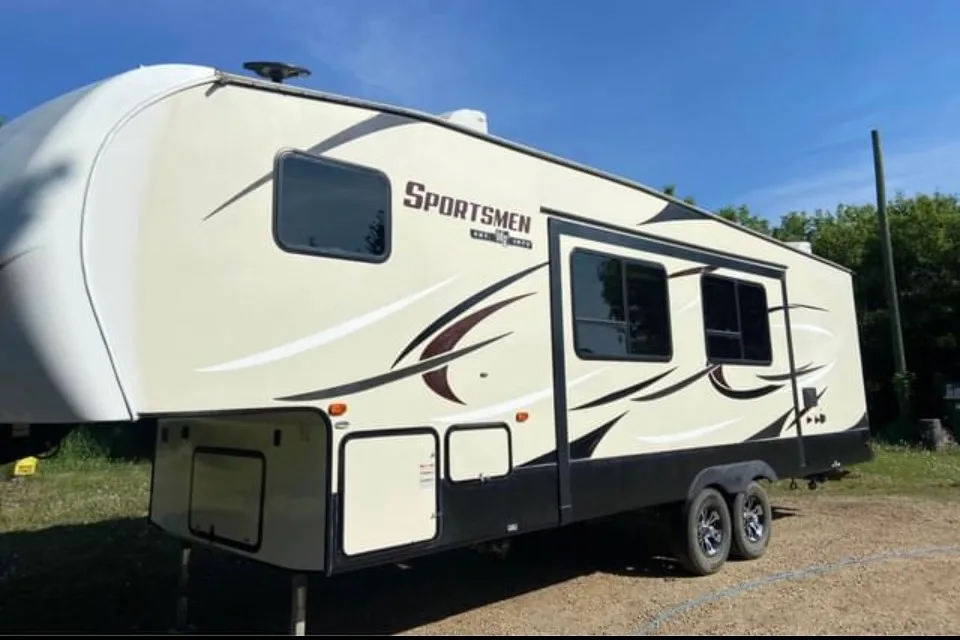 Sportsmen 281bhk Fifth Wheel