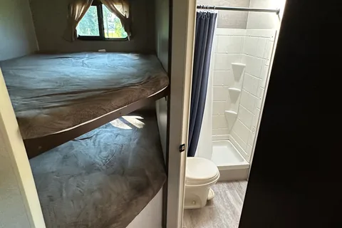 Sportsmen 281BHK Fifth Wheel