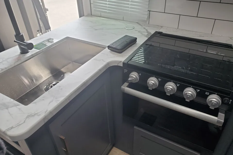 Gibbons Bullet 287QBS Travel Trailer