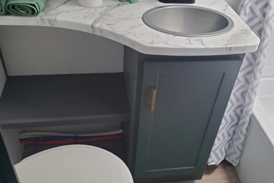 Gibbons Bullet 287QBS Travel Trailer
