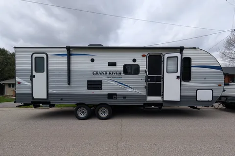 Grand River 29BHS Travel Trailer