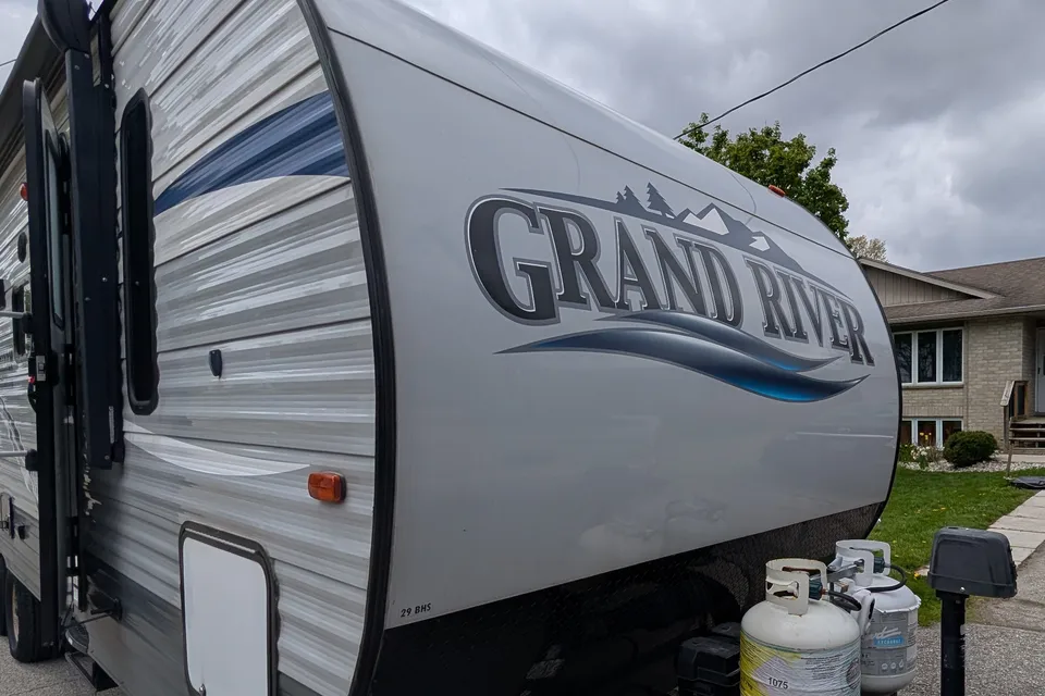 Grand River 29BHS Travel Trailer