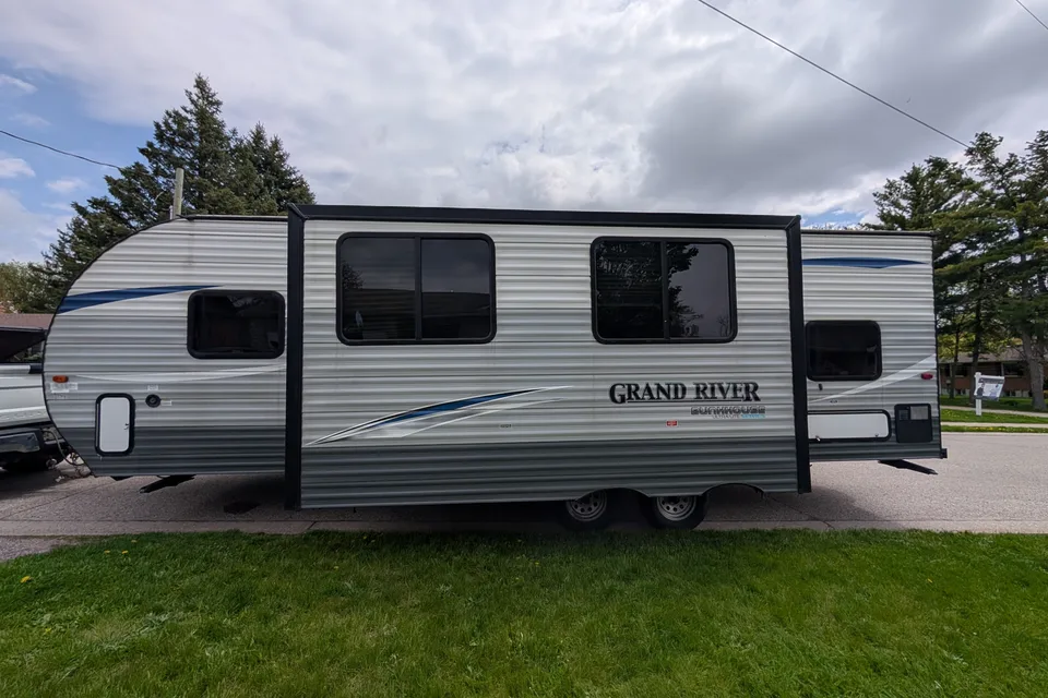 Grand River 29BHS Travel Trailer