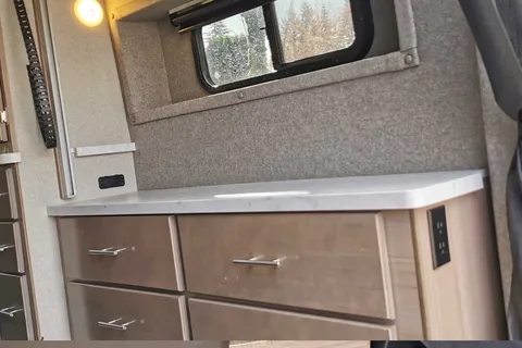 Emma 's 2021 Ford Transit 21ft  Campervan