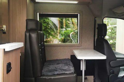 Emma 's 2021 Ford Transit 21ft  Campervan