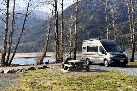 Emma 's 2021 Ford Transit 21ft  Campervan