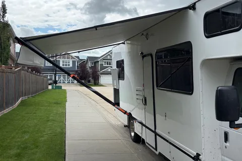 Maurice's 2017 Thor Majestic 28A  Class C