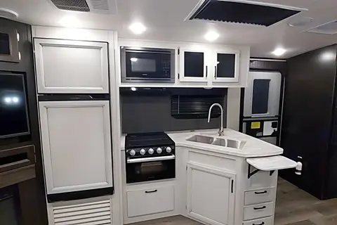 Fireside RV's 2021 Jayco White Hawk 27RB - LMI1125
