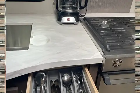 Adventurer 24DS Manufacturing 2020 Class C