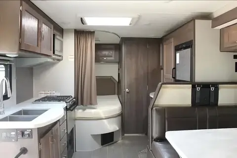 Adventurer 24DS Manufacturing 2020 Class C