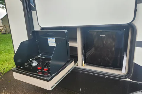Family Fun Passport 221BH Travel Trailer