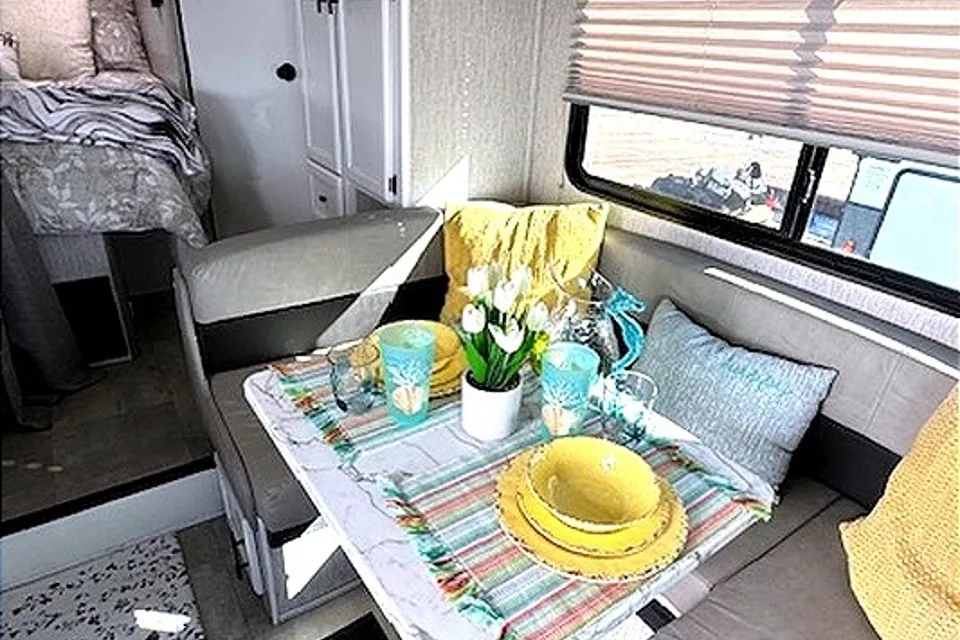 Alex' Coachmen CrossTrail