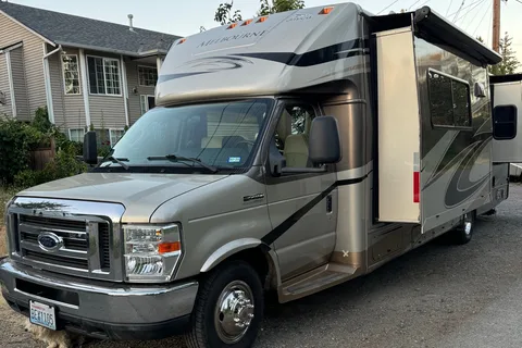 Maryna's Jayco Melbourne Class C