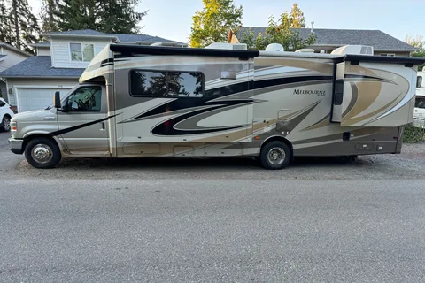 Maryna's Jayco Melbourne Class C