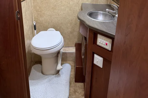 Maryna's Jayco Melbourne Class C