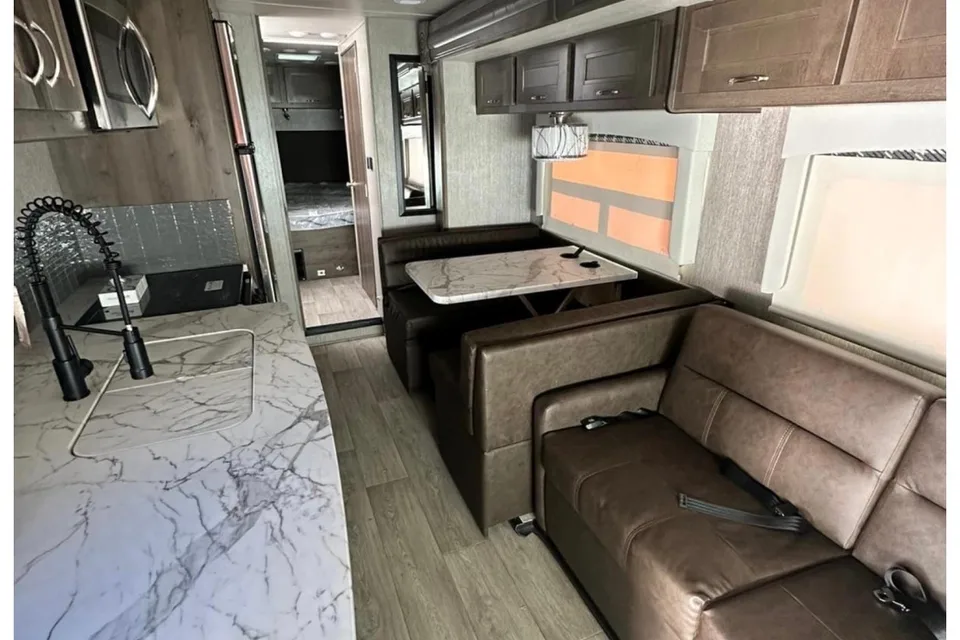 NEW NEXUS RV Triumph Class C
