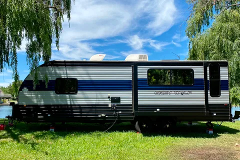 2023 Cherokee Grey Wolf 23MK