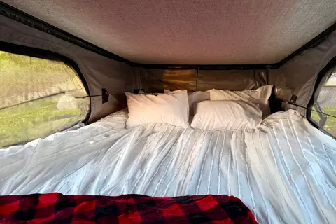 2025 Winnebago Solis | WINTER READY | Sleeps 5 | Pop-Top | Seattle