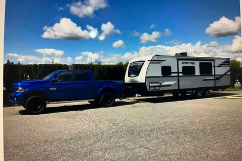 Jen's Sport Trek  270 VBH Travel Trailer