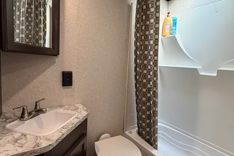 Brandon's RV Cottage