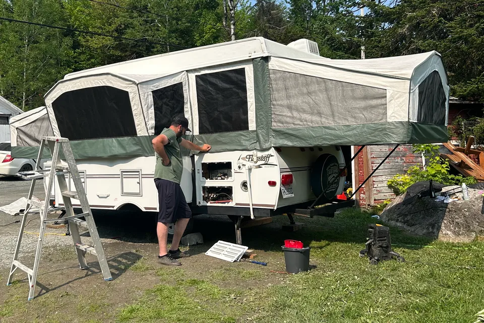 Marie's Flagstaff 425D Tent Trailer