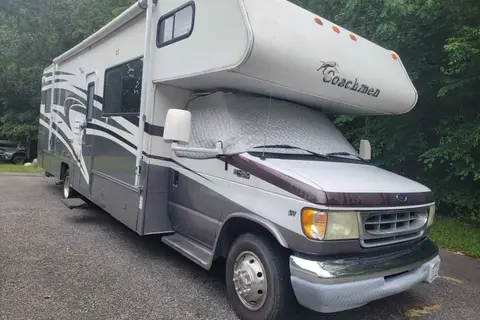 GBA Leisure Coachmen Santara 316KS Class C