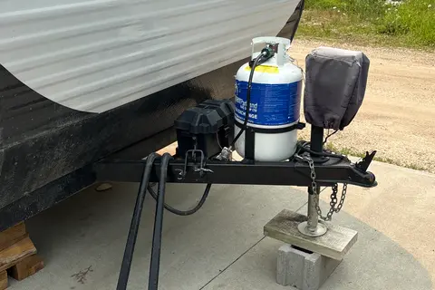 Alex's Sunset Park RV Sunlite 19 rk couples Travel Trailer