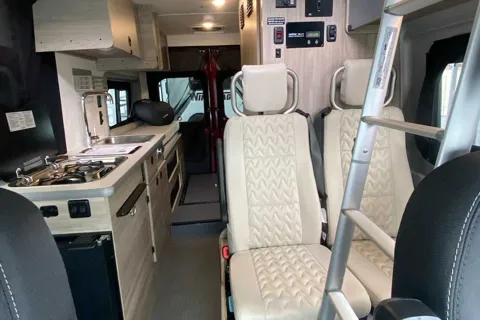 Vandalf the Red - Winnebago Solis 59P Class B