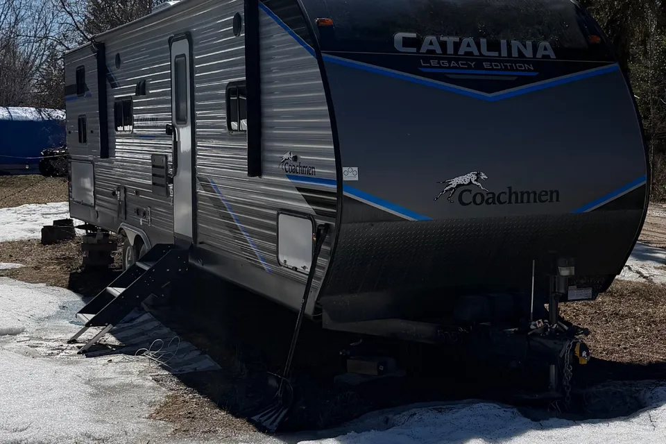 The Fishers Coachmen Catalina Camper