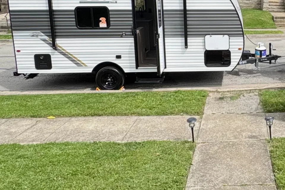 Brady's Open Range Colt Travel Trailer