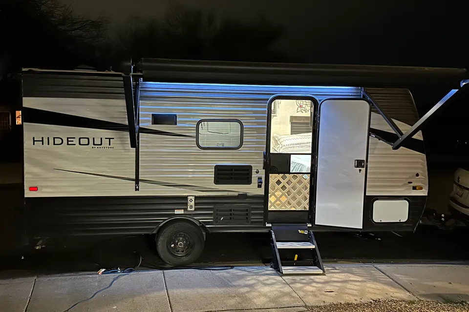 Jenni's Keystone Hideout Travel Trailer
