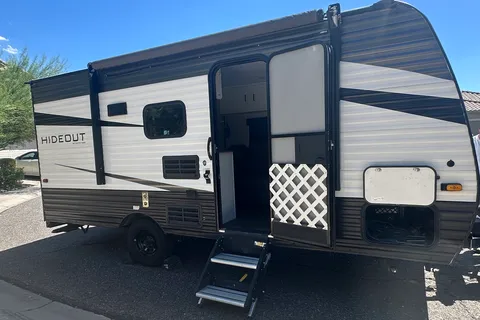 Jenni's Keystone Hideout Travel Trailer