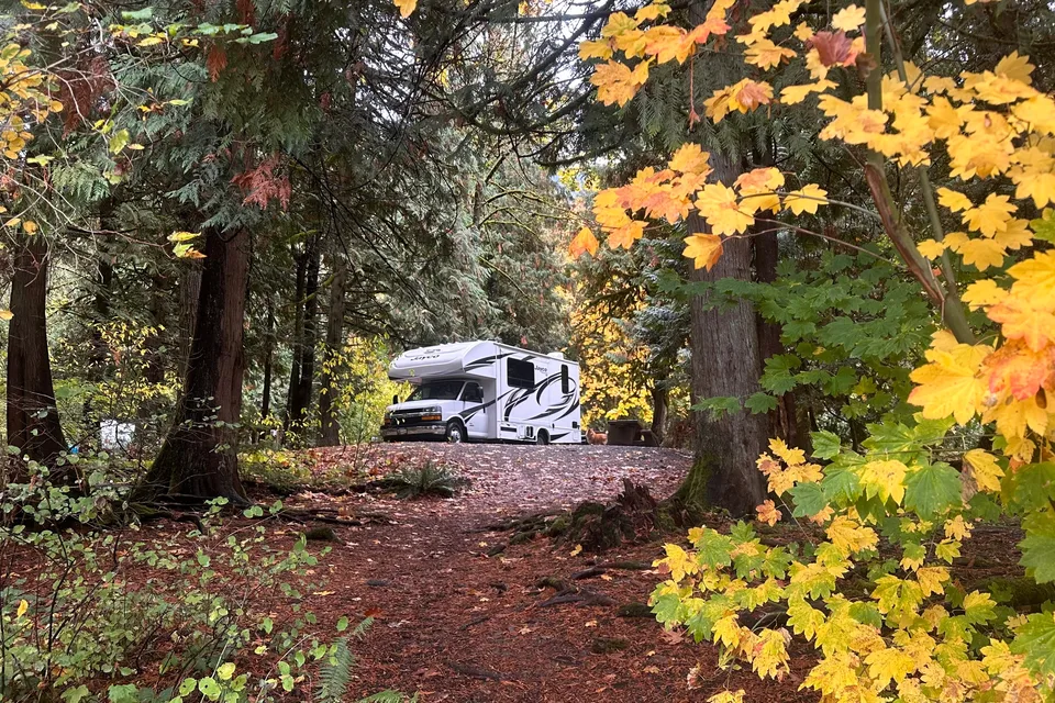 Go Vancouver-Jayco Redhwrk Class C