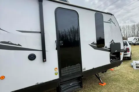 Melinda's Forest River Black Label Cherokee Travel Trailer