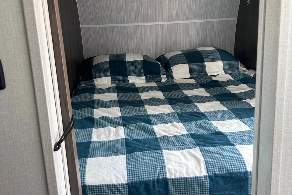 K&K’s Komfy Kamper