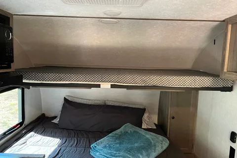 2024 Sunset Park RV Sun Lite Sport 16BH Travel Trailer