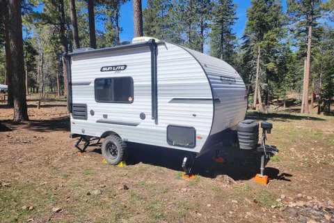 2024 Sunset Park RV Sun Lite Sport 16BH Travel Trailer