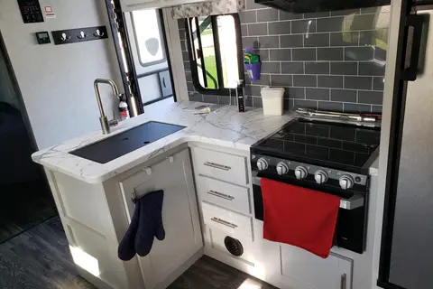 Doug's Keystone Bullet 290BHS Travel TrailerTrailer