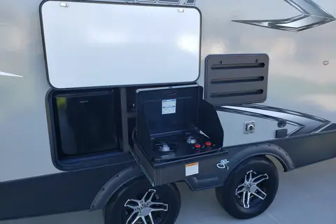 Doug's Keystone Bullet 290BHS Travel TrailerTrailer
